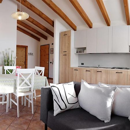 La Casa Di Athos Apartman Tenna Kültér fotó